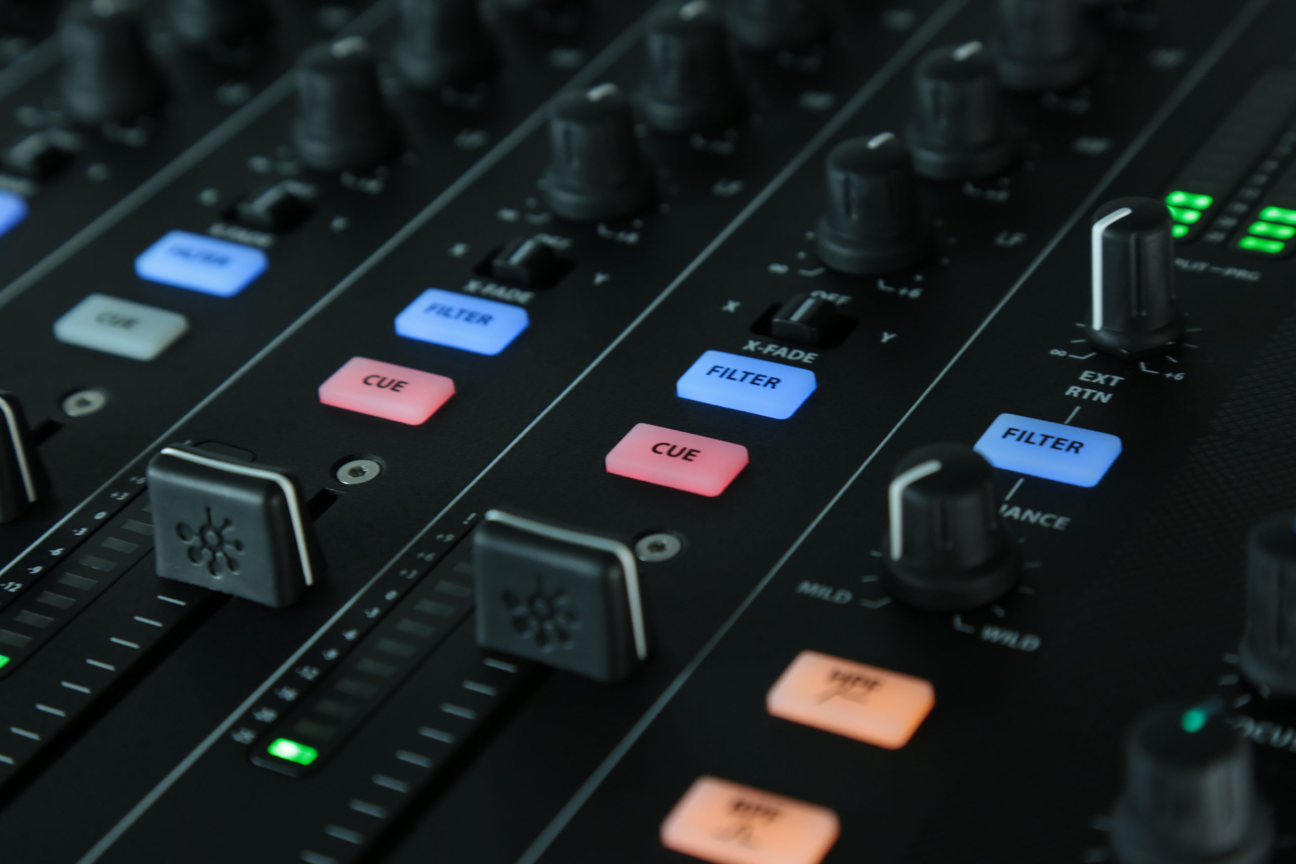 Detaliu mixer Allen & Heath Xone PX5
