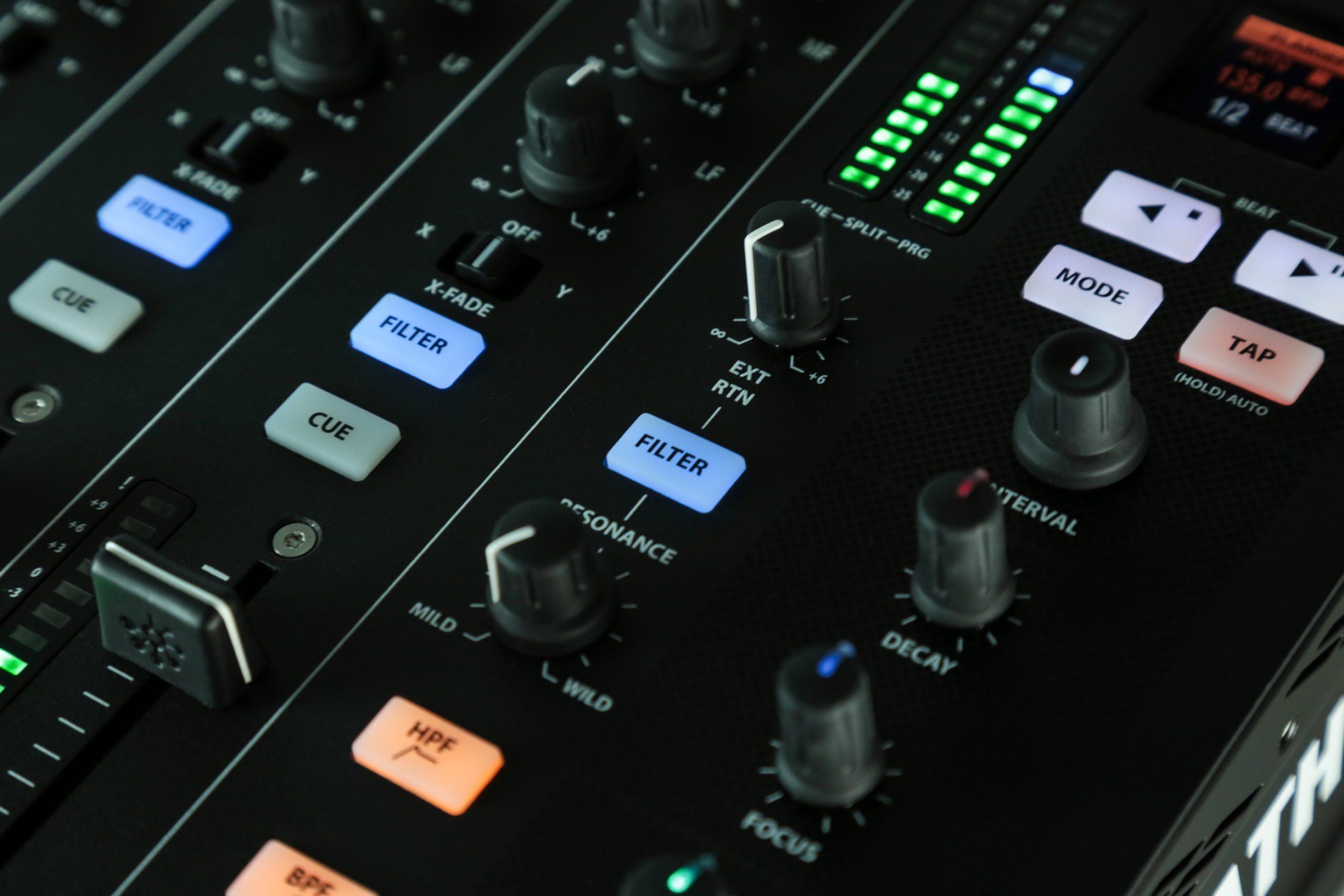 Detaliu mixer Allen & Heath Xone PX5