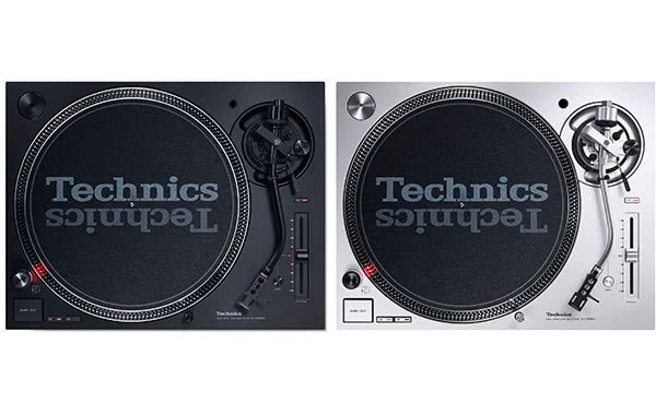 Platane Technics SL-1200 și SL-1210 MK7, modele negru și argintiu